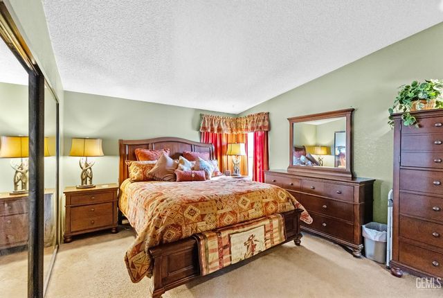 24701 Chimanimani Court, Tehachapi, CA 93561