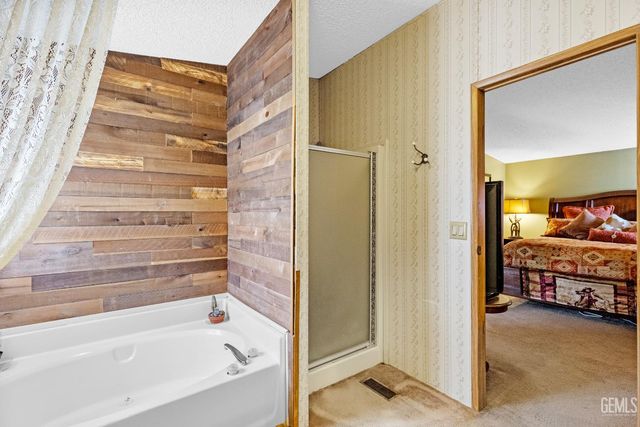 24701 Chimanimani Court, Tehachapi, CA 93561