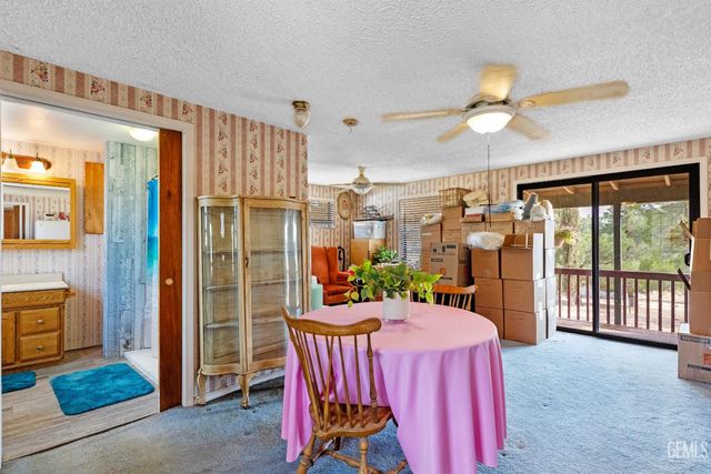 24701 Chimanimani Court, Tehachapi, CA 93561