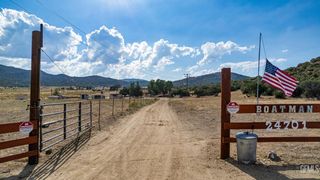 24701 Chimanimani Court, Tehachapi, CA 93561