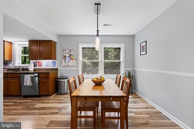 6024 BATTLEFIELD GREEN DR, Fredericksburg, VA 22407