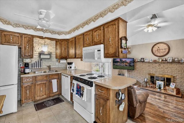 27241 Evelyn Avenue, Trenton, MI 48183