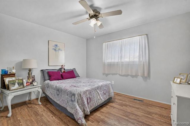 27241 Evelyn Avenue, Trenton, MI 48183