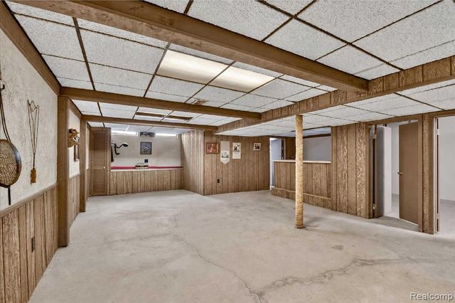 27241 Evelyn Avenue, Trenton, MI 48183