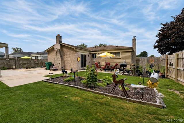 27241 Evelyn Avenue, Trenton, MI 48183