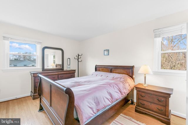 5517 HUNTINGTON PKWY, Bethesda, MD 20814