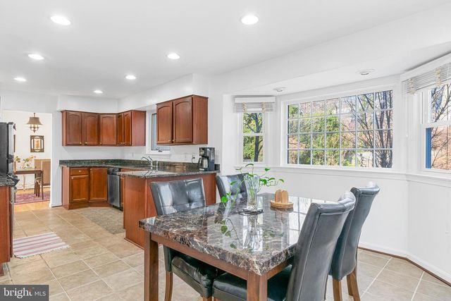 5517 HUNTINGTON PKWY, Bethesda, MD 20814