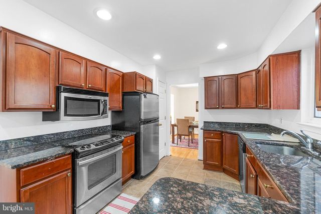 5517 HUNTINGTON PKWY, Bethesda, MD 20814