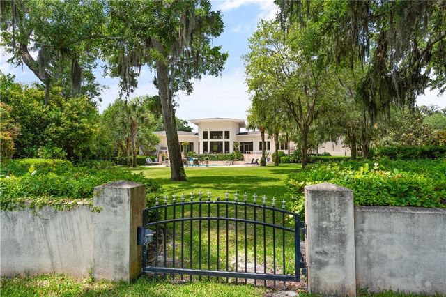 139 Point Lane, St Simons Island, GA 31522