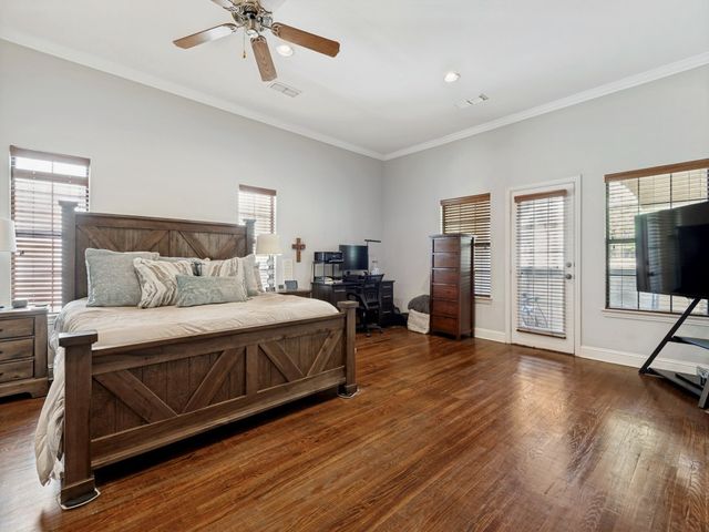 1018 Pavillion Street, Dallas, TX 75204