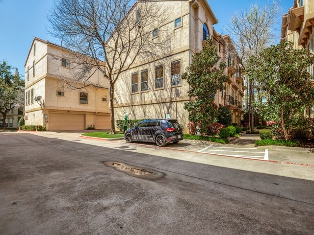 1018 Pavillion Street, Dallas, TX 75204