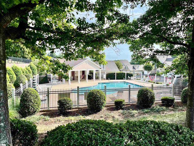 136 Pelham Springs Place, Greenville, SC 29615