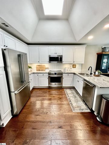 136 Pelham Springs Place, Greenville, SC 29615