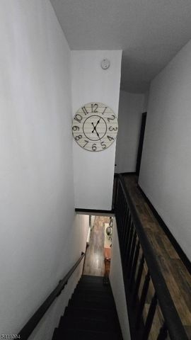 32 Emmet St, Newark City, NJ 07114