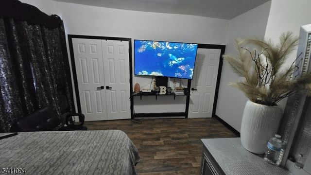 32 Emmet St, Newark City, NJ 07114