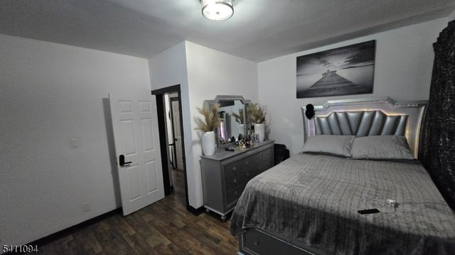 32 Emmet St, Newark City, NJ 07114