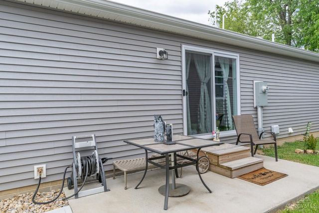 124 Springlake Avenue, Hillsboro, OH 45133