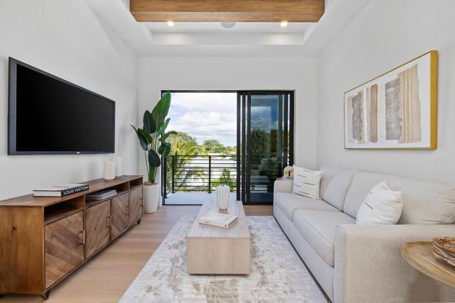 101 NW 17th Street, Delray Beach, FL 33444