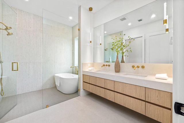 101 NW 17th Street, Delray Beach, FL 33444