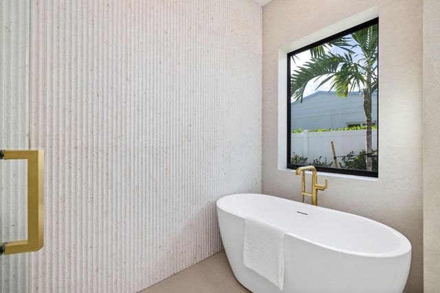 101 NW 17th Street, Delray Beach, FL 33444