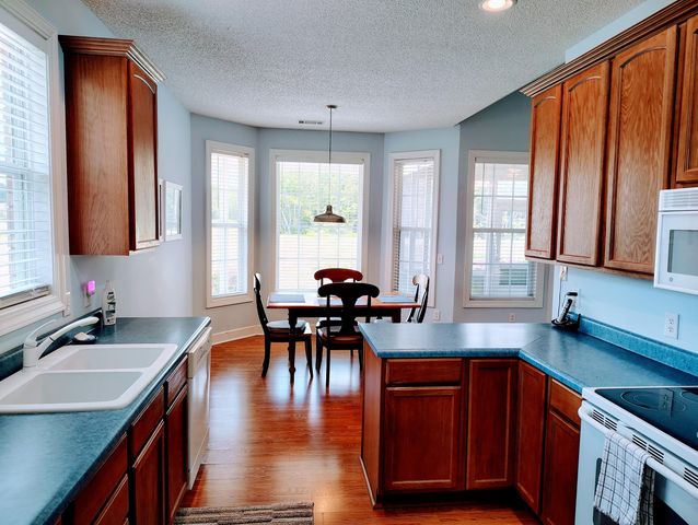 29 Lake Arbu Drive, Manning, SC 29102