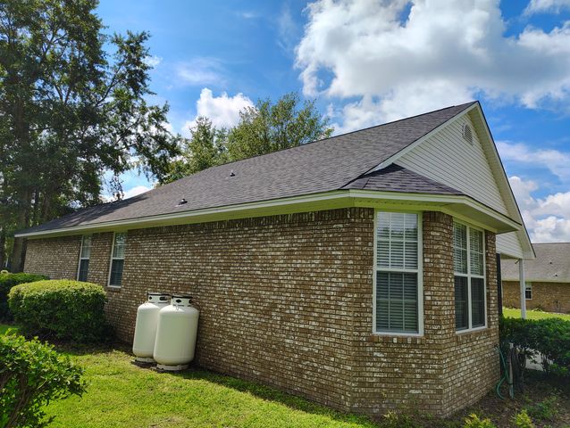 29 Lake Arbu Drive, Manning, SC 29102