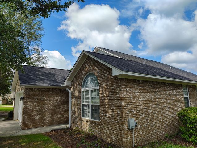 29 Lake Arbu Drive, Manning, SC 29102