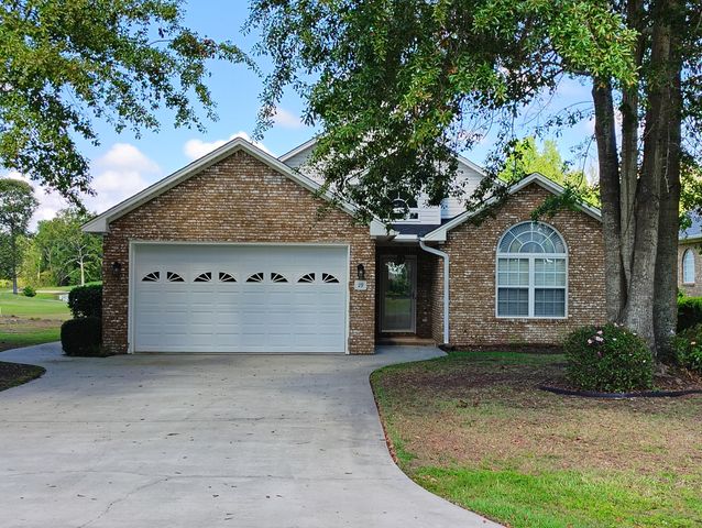 29 Lake Arbu Drive, Manning, SC 29102