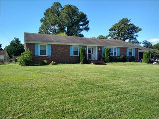 2841 Holiday Point DR, Suffolk, VA 23435