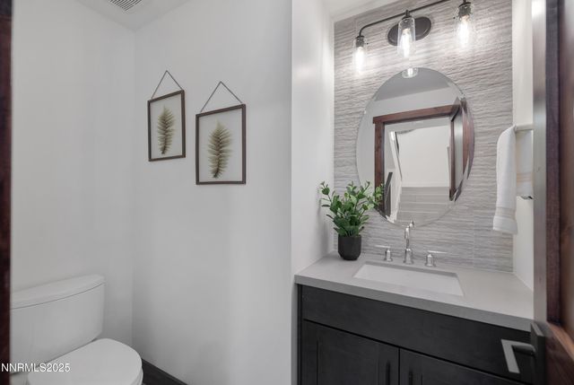 121 Sierra Colina Drive 21, Stateline, NV 89449