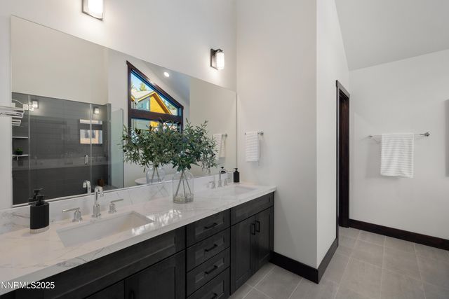 121 Sierra Colina Drive 21, Stateline, NV 89449