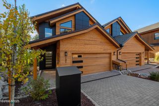 121 Sierra Colina Drive 21, Stateline, NV 89449