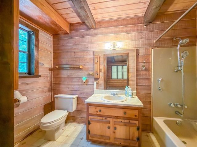 333 Seals Road, Dallas, GA 30157