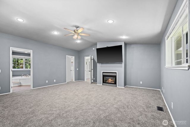 11024 139th Street Ct E, Puyallup, WA 98374