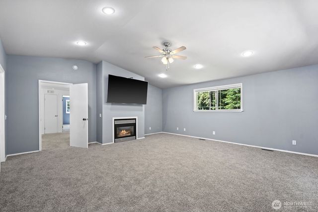 11024 139th Street Ct E, Puyallup, WA 98374