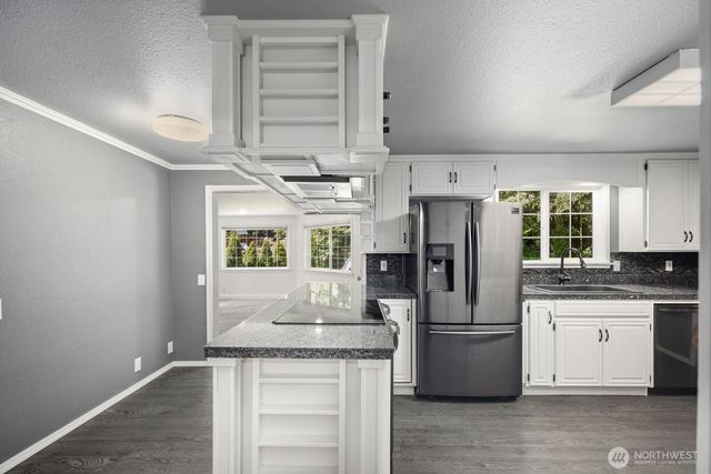 11024 139th Street Ct E, Puyallup, WA 98374