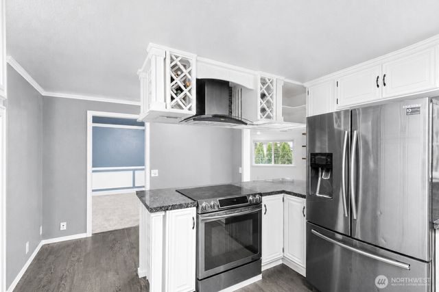11024 139th Street Ct E, Puyallup, WA 98374