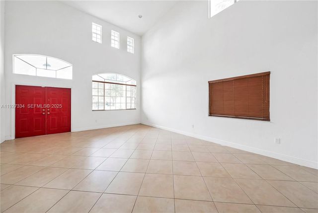 10829 SW 232nd St, Miami, FL 33170