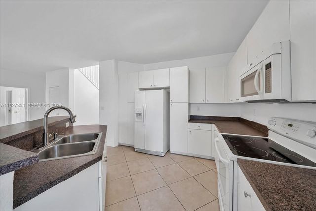 10829 SW 232nd St, Miami, FL 33170