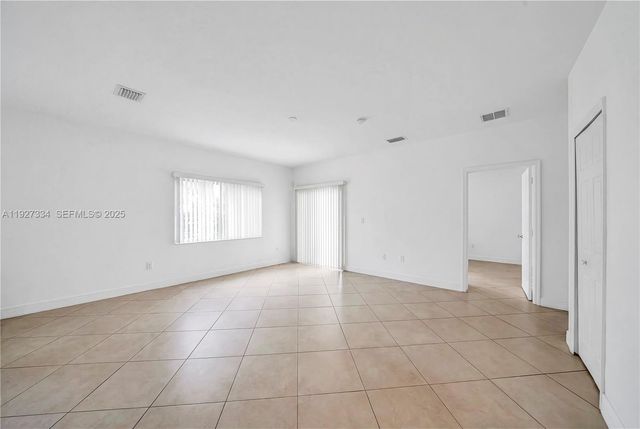 10829 SW 232nd St, Miami, FL 33170