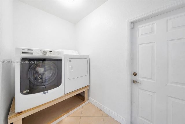 10829 SW 232nd St, Miami, FL 33170