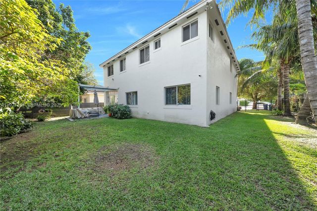 10829 SW 232nd St, Miami, FL 33170