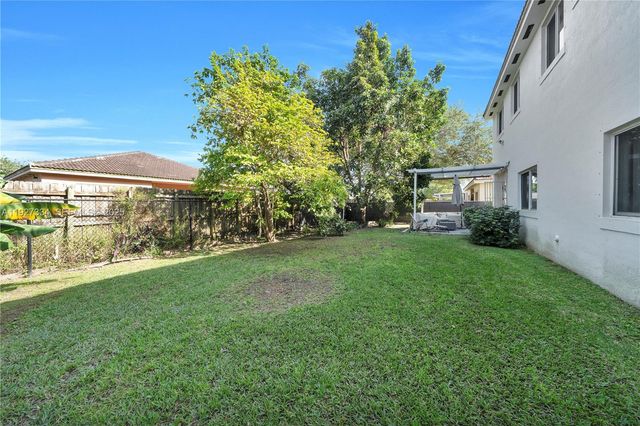 10829 SW 232nd St, Miami, FL 33170