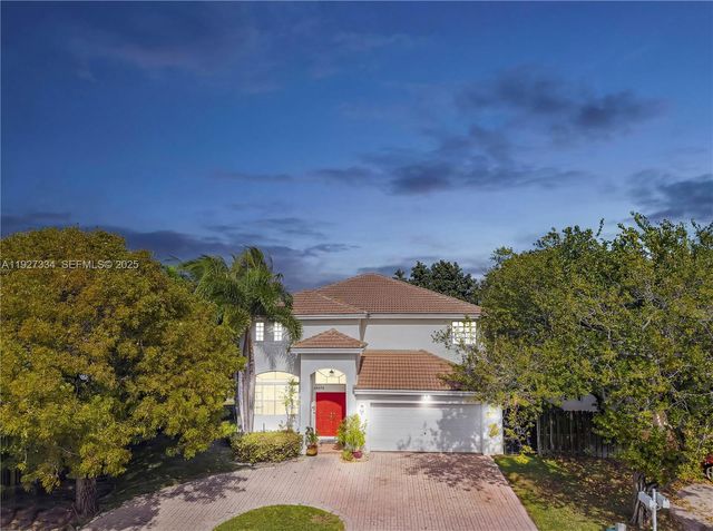 10829 SW 232nd St, Miami, FL 33170