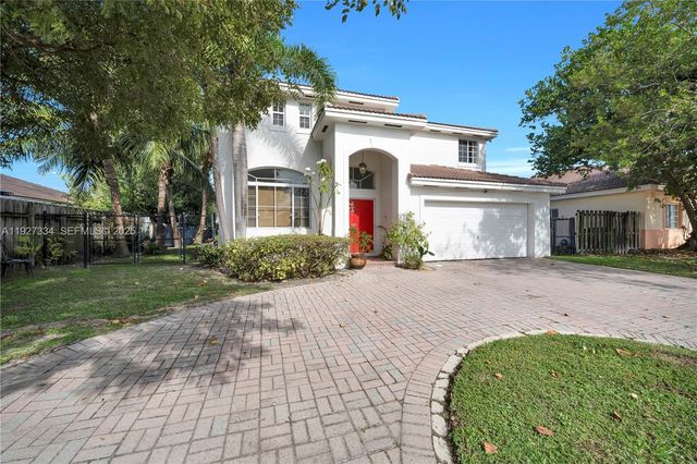 10829 SW 232nd St, Miami, FL 33170