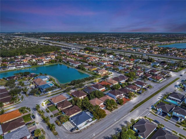 10829 SW 232nd St, Miami, FL 33170