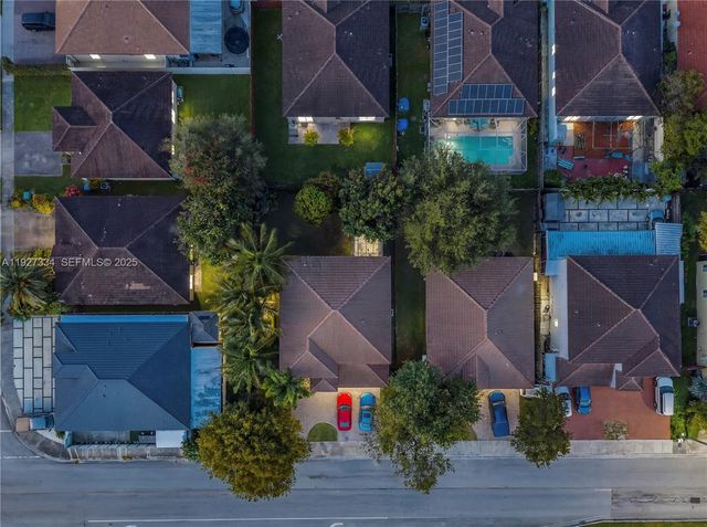 10829 SW 232nd St, Miami, FL 33170