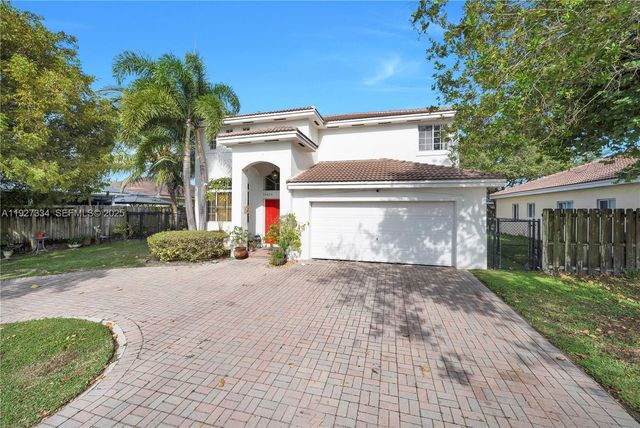 10829 SW 232nd St, Miami, FL 33170