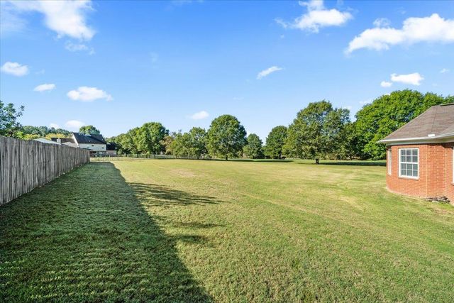 9479 OWL HILL DR, Lakeland, TN 38002