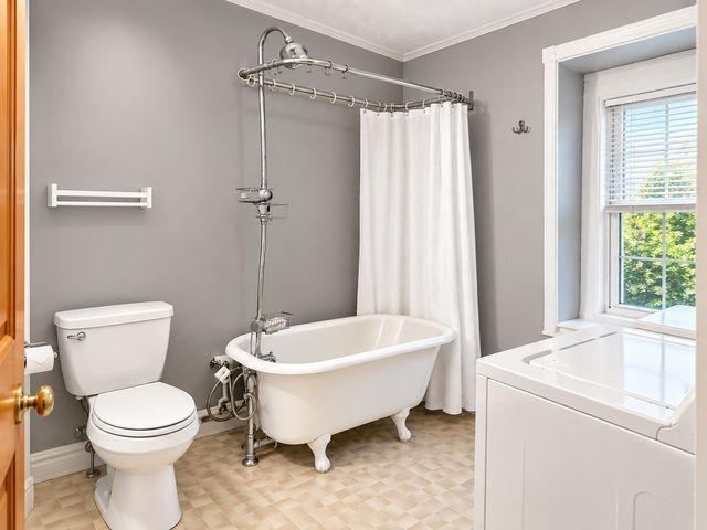 670 East 6th St., 3, Boston, MA 02127